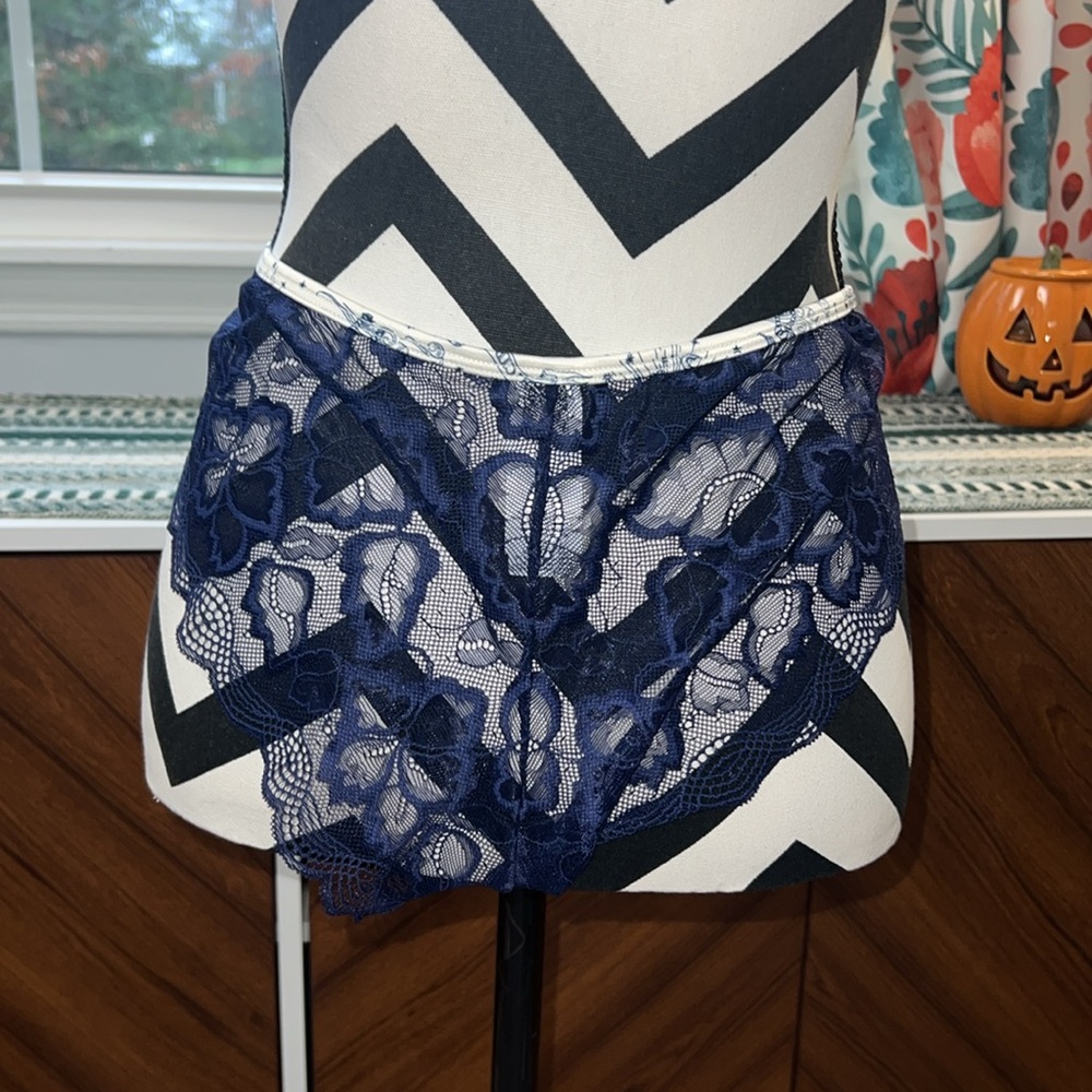 ASOS Design Celestial Print Satin Triangle Bra & High-Waist Briefs Set - Picture 6 of 14